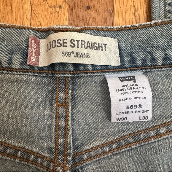 💚 Vintage Levi’s 569 Loose Straight Blue Distressed Jeans (W30 L30) (22) - Picture 7 of 12